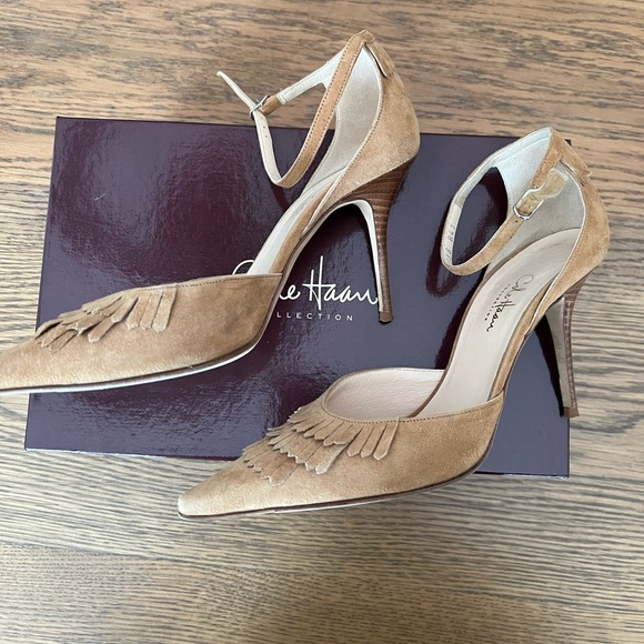 Cole Haan Size 8.5 Suede Pumps - Picture 3 of 12